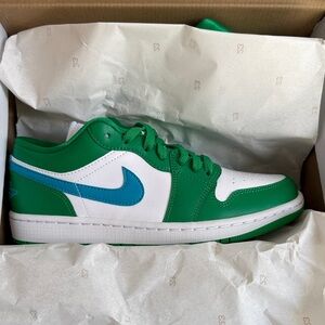 Nike Green and Blue Women's Sneakers